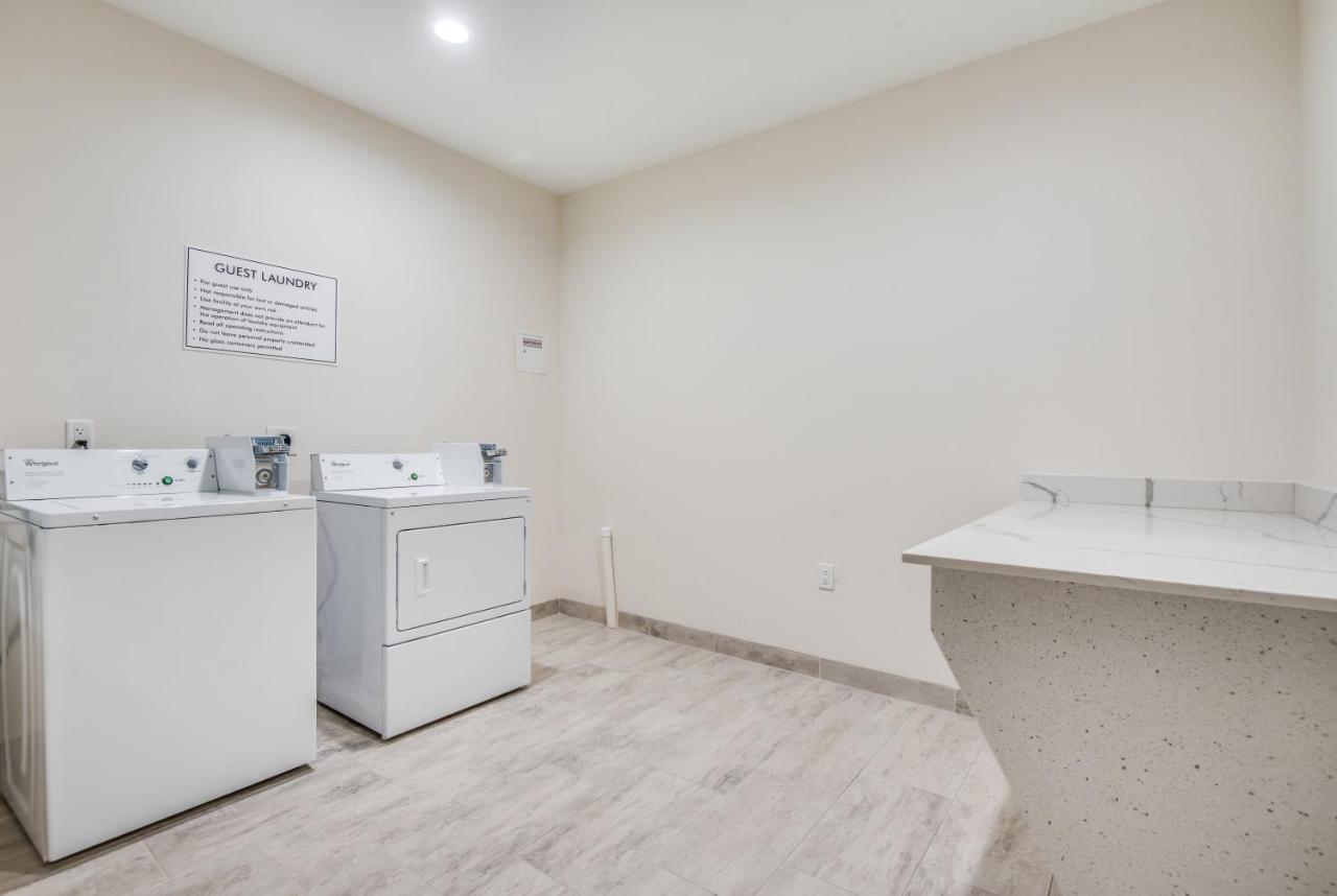 Americas Best Value Inn & Suites Houston At Hwy 6 Barker Екстериор снимка