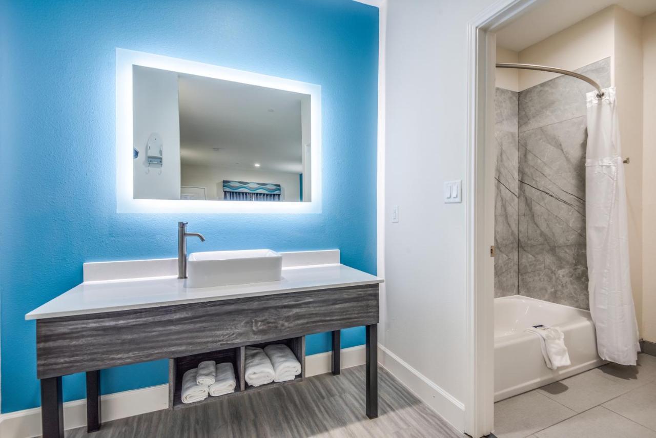 Americas Best Value Inn & Suites Houston At Hwy 6 Barker Екстериор снимка