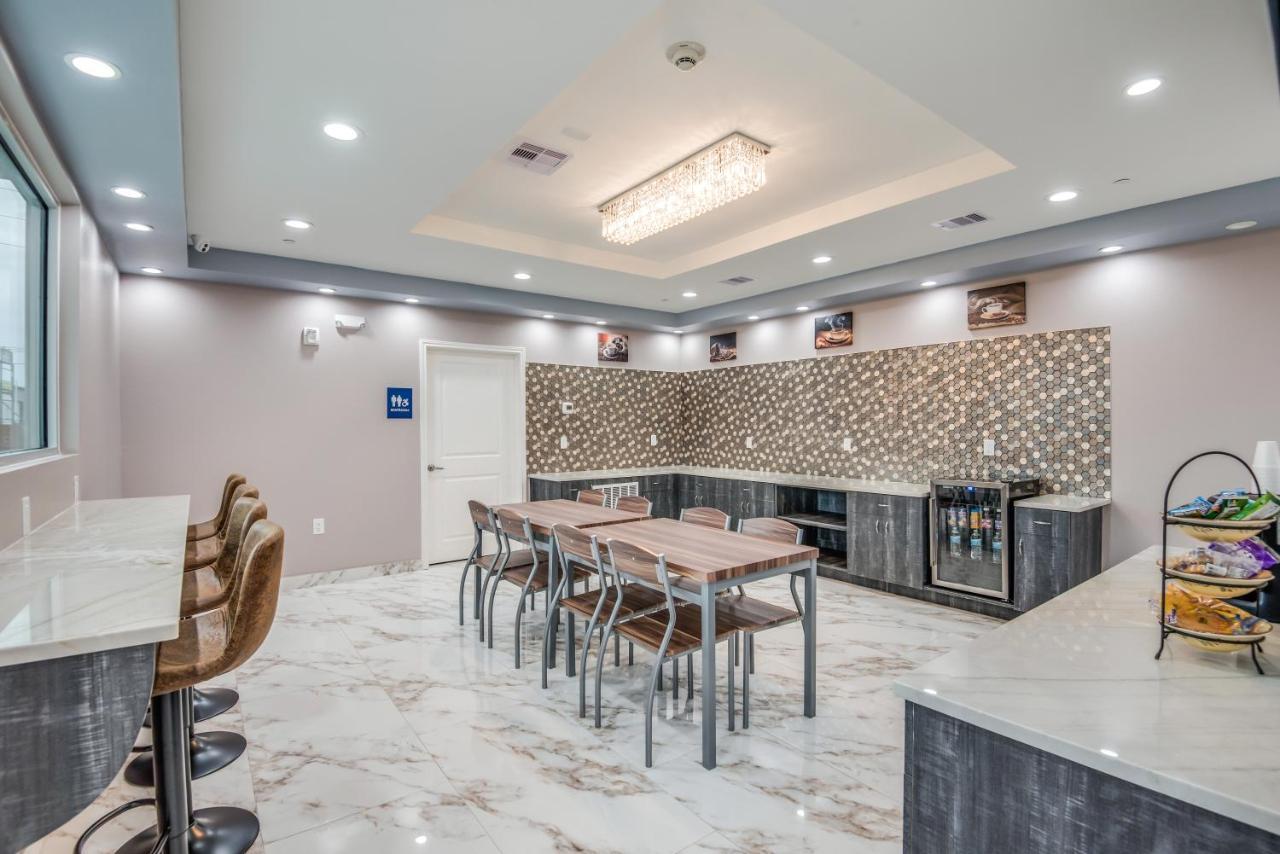 Americas Best Value Inn & Suites Houston At Hwy 6 Barker Екстериор снимка